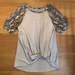 Snake Contrast Twist Top